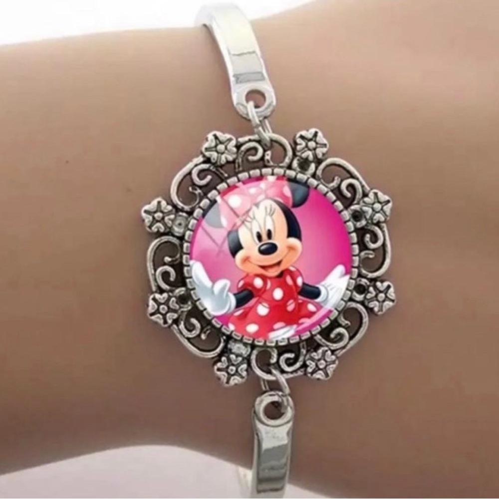 Minnie Mouse Charm Bracelet NEW